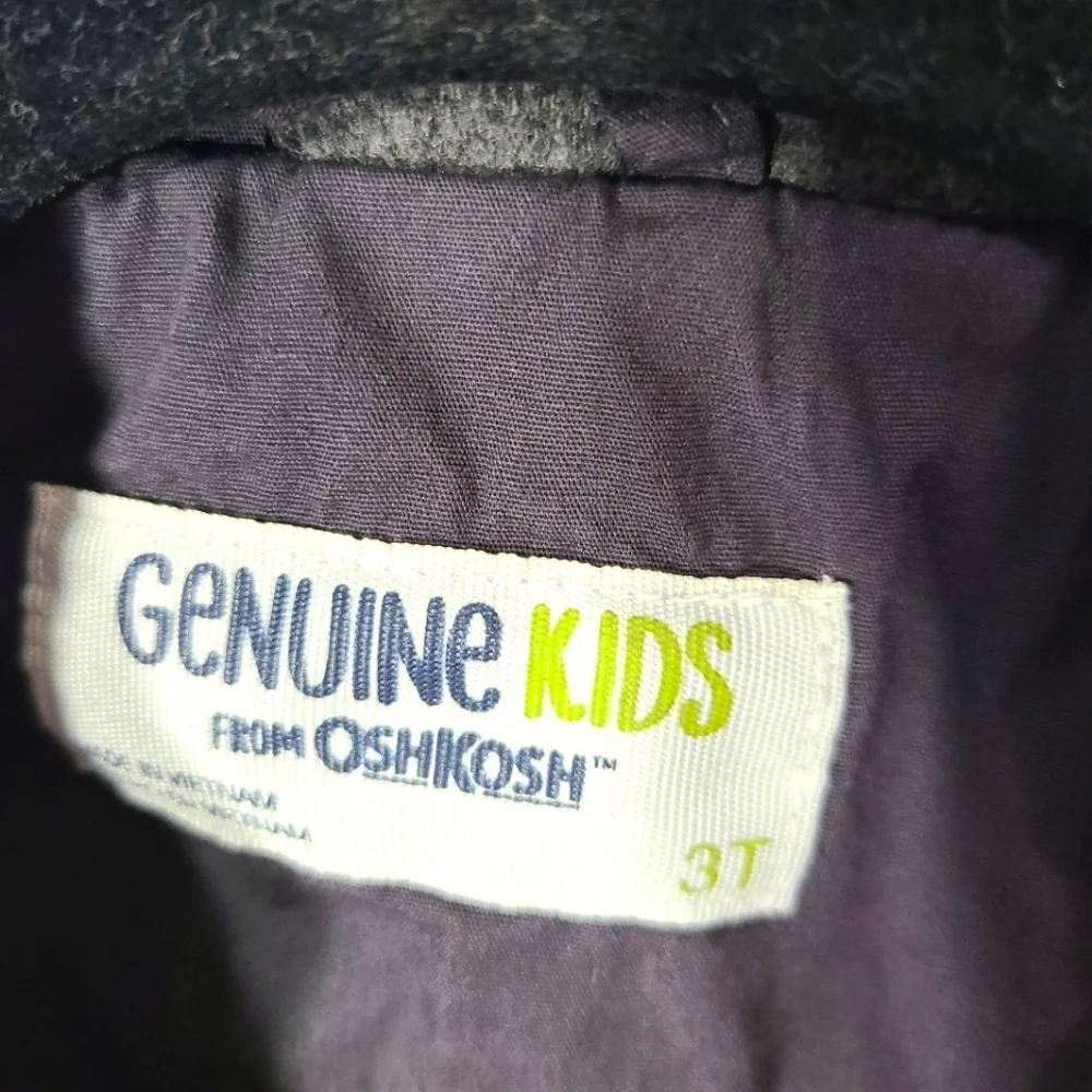 OshKosh Genuine Kids Childs Boys‎ Size 3T Red Gray Black Plaid Vest Wool Outside